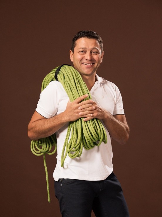 Thomas Natter, Inhaber von Sport Thomas, im Geschäft in Bezau.